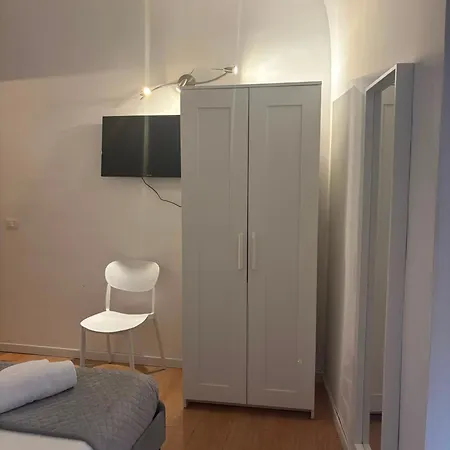 Helmirage Luxury Montecitorio Πανσιόν 4*
